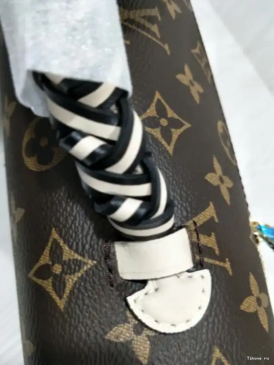 Affordable LOUIS VUITTON POCHETTE METIS 0605